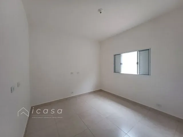 Casa com 125m² 2 quartos e 1 banheiro, à venda, no bairro Piracangaguá em Taubaté