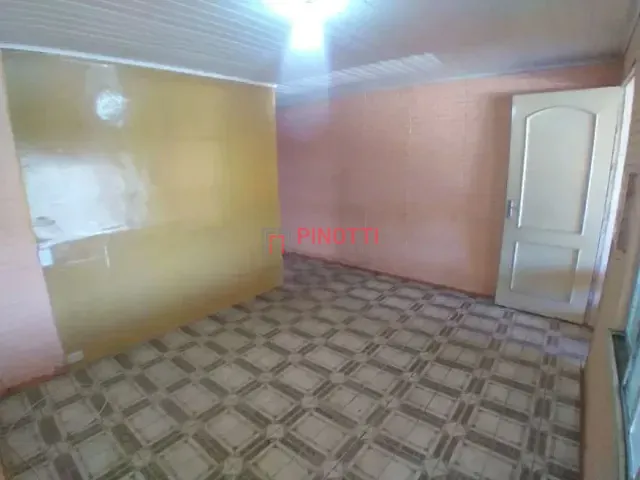 Casa 2 quartos e 2 banheiros, à venda, no bairro Jardim Dom Alfonso em São Bernardo do Campo