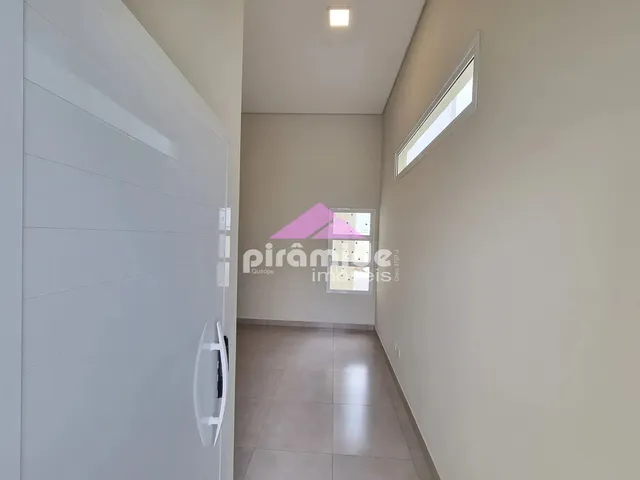 Casa com 10m² 2 quartos e 1 banheiro, à venda, no bairro Loteamento Portal Santa Inês em São José Dos Campos