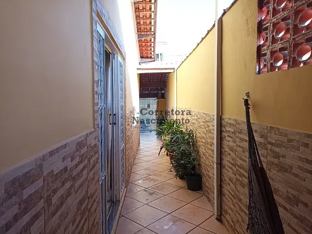 Casa com 150m² 2 quartos e 1 banheiro, à venda, no bairro Jardim da Granja em São José dos Campos