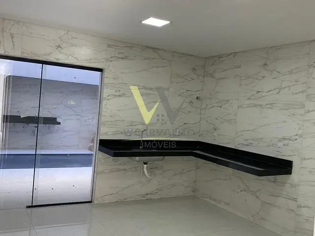 Sobrado com 107m² 3 quartos e 2 banheiros, à venda, no bairro São Jeronimo em Anápolis
