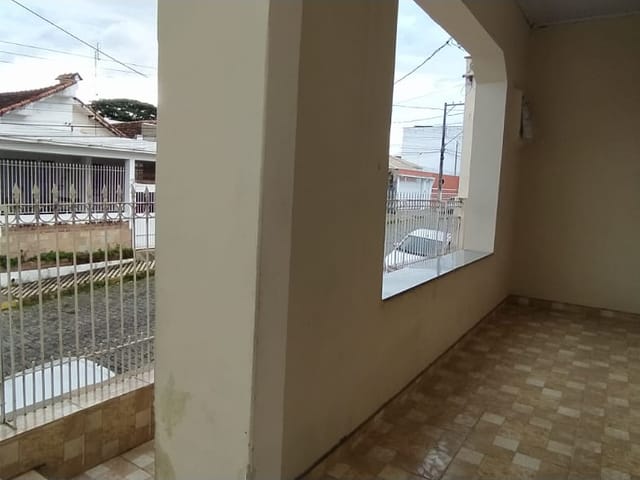 Casa com 225m² 5 quartos e 3 banheiros, à venda, no bairro Vila Zélia em Lorena