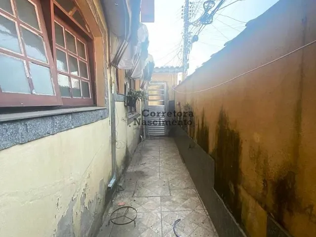 Casa com 380m² 4 quartos e 1 banheiro, à venda, no bairro Jardim Emilia em Jacareí