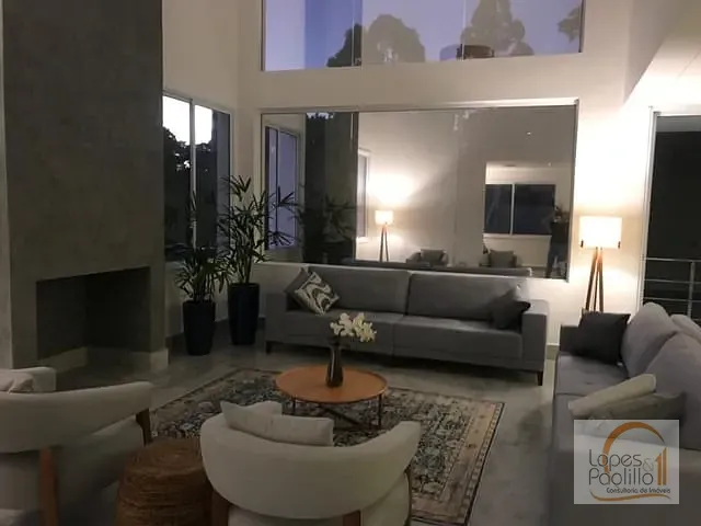 Casa com 800m² 5 quartos e 7 banheiros, à venda, no bairro Condominio Porto Atibaia em Atibaia