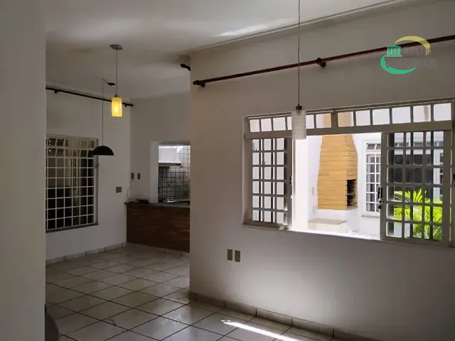 Casa com 190m² 3 quartos e 3 banheiros, à venda, no bairro Vila Industrial em Campinas