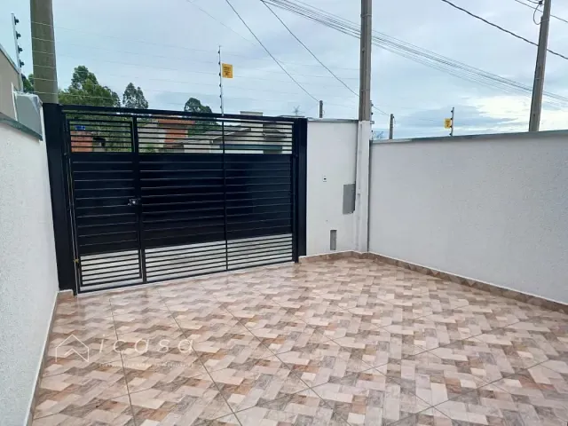 Casa com 125m² 2 quartos e 1 banheiro, à venda, no bairro Piracangaguá em Taubaté