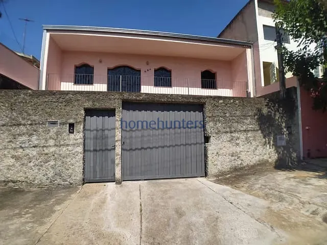 Casa com 275m² 3 quartos e 2 banheiros, para alugar, no bairro Parque São Quirino em Campinas