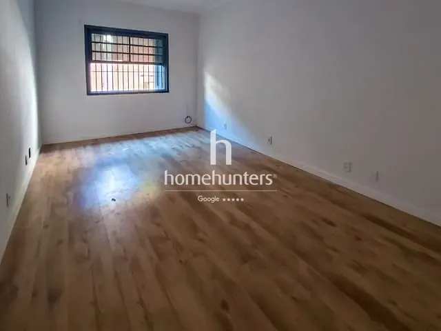 Casa com 275m² 3 quartos e 2 banheiros, para alugar, no bairro Parque São Quirino em Campinas