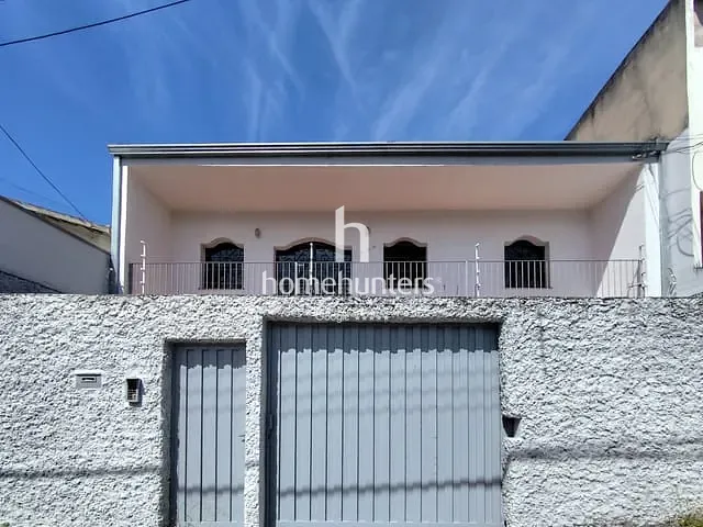 Casa com 275m² 3 quartos e 2 banheiros, para alugar, no bairro Parque São Quirino em Campinas