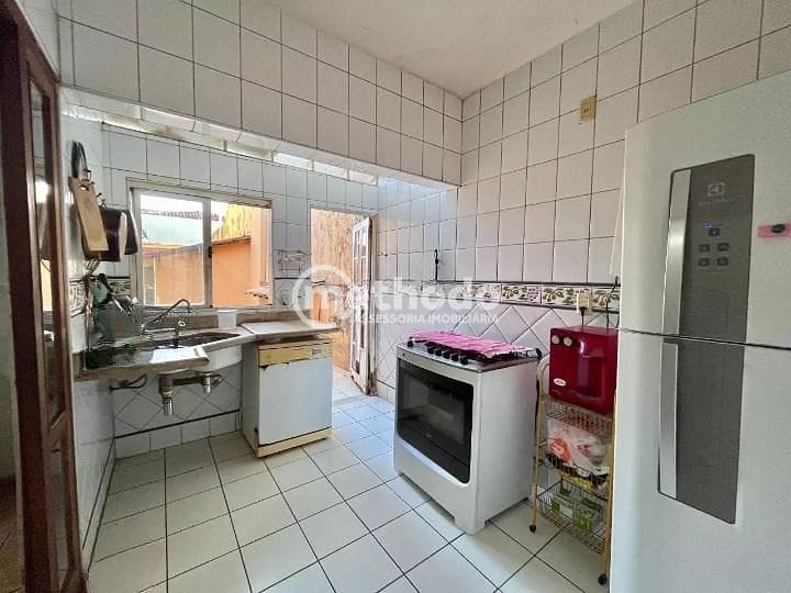 Casa, 3 quartos, 206 m² - Foto 6