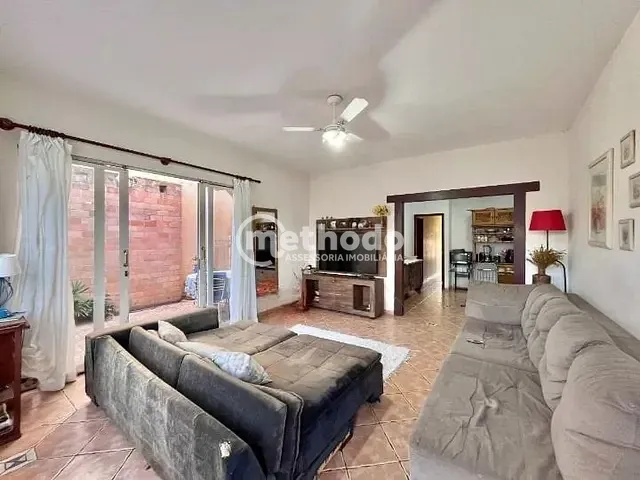 Casa com 363m² 3 quartos e 2 banheiros, à venda, no bairro Jardim Chapadão em Campinas