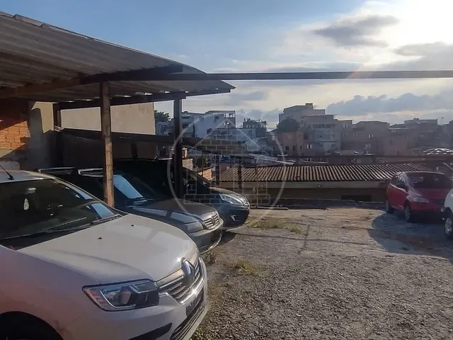 Casa com 250m² 1 quarto e 1 banheiro, à venda, no bairro Jardim Presidente em São Paulo