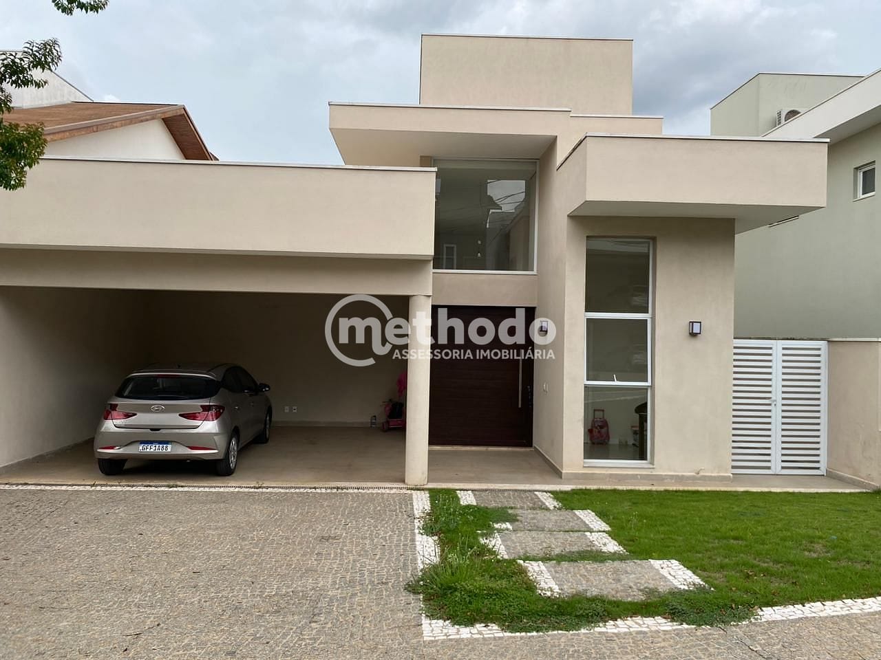 Casa, 3 quartos, 240 m² - Foto 1