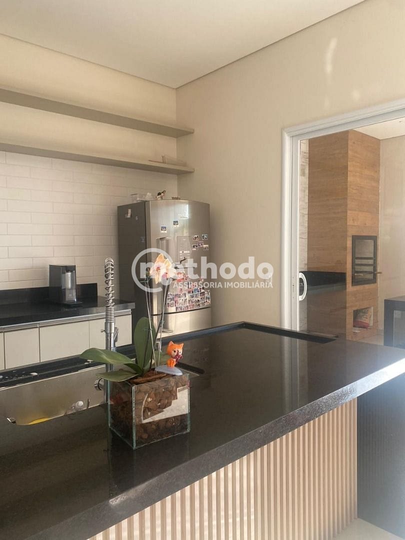 Casa, 3 quartos, 240 m² - Foto 13