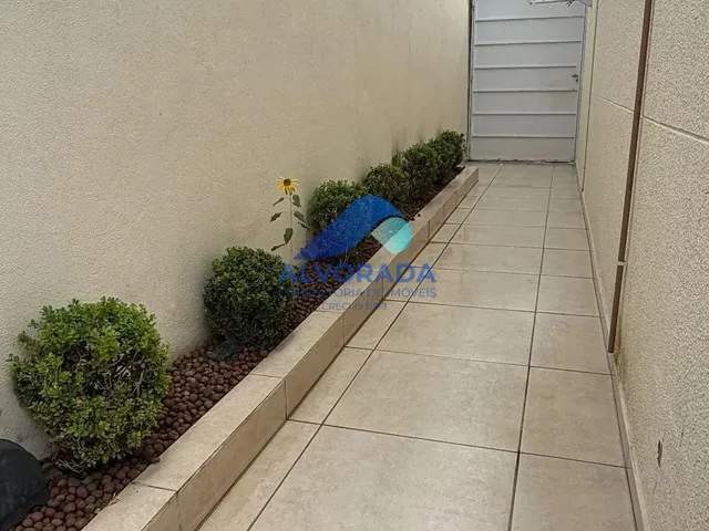 Casa com 10m² 2 quartos e 2 banheiros, à venda, no bairro Jardim Marcondes em Jacareí