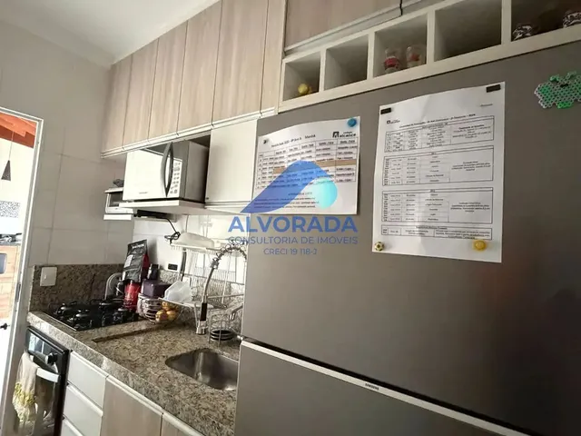 Casa com 10m² 2 quartos e 2 banheiros, à venda, no bairro Jardim Marcondes em Jacareí