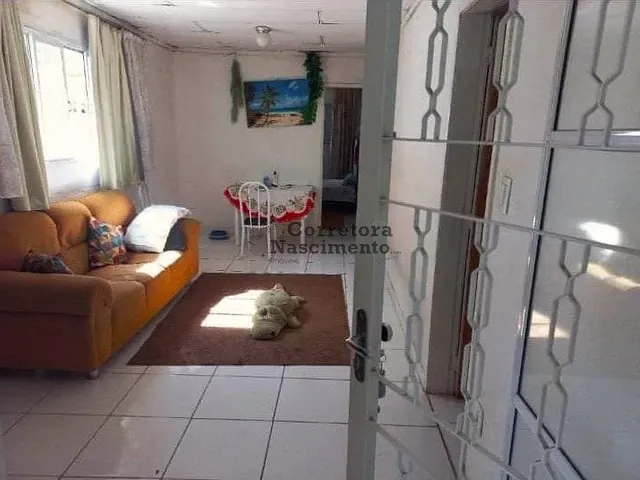 Casa com 250m² 3 quartos e 2 banheiros, à venda, no bairro Jardim Satélite em São José dos Campos