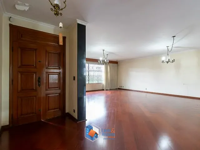 Casa com 400m² 3 quartos e 5 banheiros, à venda, no bairro Vila Carrão em São Paulo