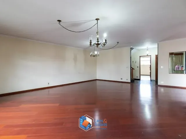 Casa com 400m² 3 quartos e 5 banheiros, à venda, no bairro Vila Carrão em São Paulo