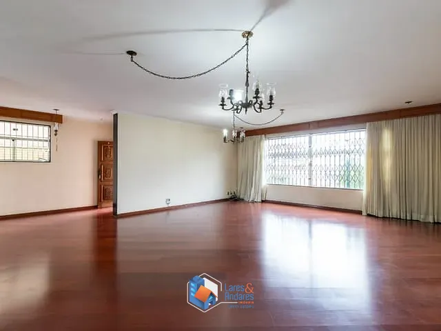 Casa com 400m² 3 quartos e 5 banheiros, à venda, no bairro Vila Carrão em São Paulo