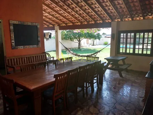 Casa 3 quartos e 3 banheiros, à venda, no bairro Campinas em Pindamonhangaba
