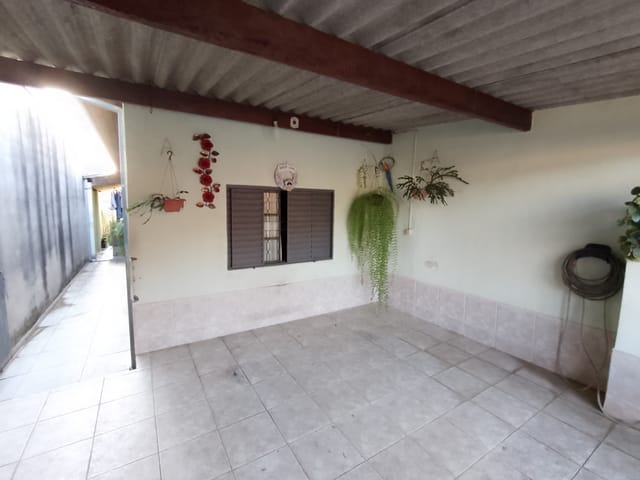 Casa com 125m² 3 quartos e 2 banheiros, à venda, no bairro Granjas Santa Terezinha em Taubaté