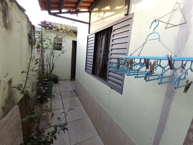 Casa com 125m² 3 quartos e 2 banheiros, à venda, no bairro Granjas Santa Terezinha em Taubaté