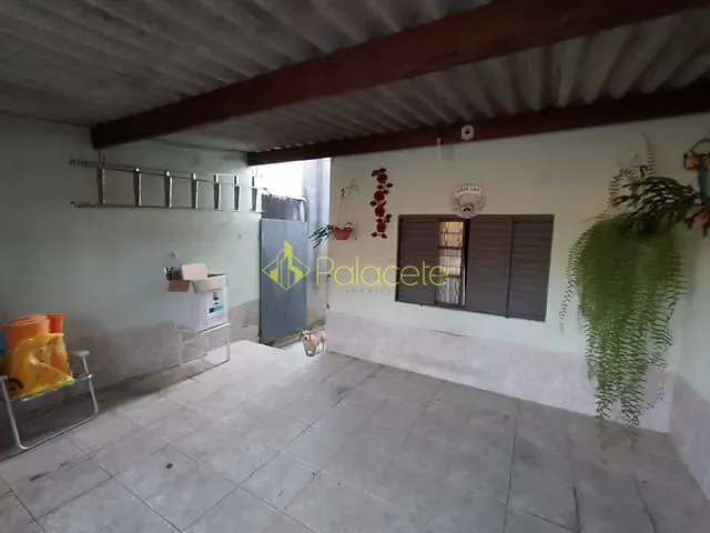 Casa com 125m² 3 quartos e 2 banheiros, à venda, no bairro Granjas Santa Terezinha em Taubaté