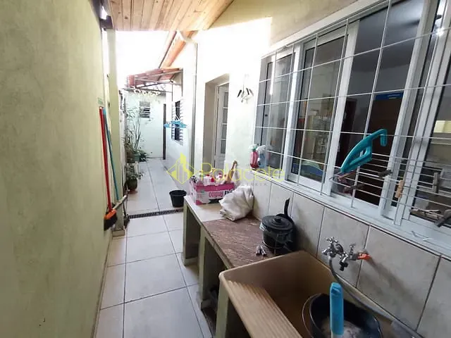 Casa com 125m² 3 quartos e 2 banheiros, à venda, no bairro Granjas Santa Terezinha em Taubaté