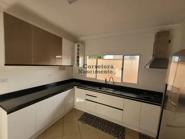 Casa com 250m² 4 quartos e 3 banheiros, à venda, no bairro Residencial Uniao em São José dos Campos