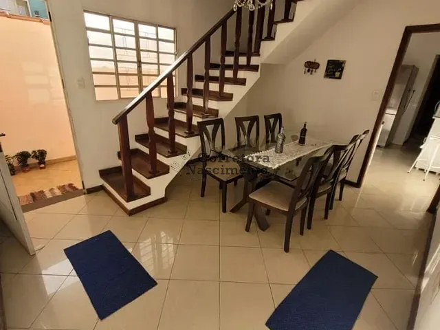 Casa com 250m² 4 quartos e 3 banheiros, à venda, no bairro Residencial Uniao em São José dos Campos