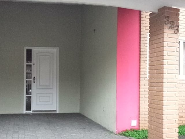 Casa com 150m² 2 quartos e 2 banheiros, à venda, no bairro Centro em Pindamonhangaba