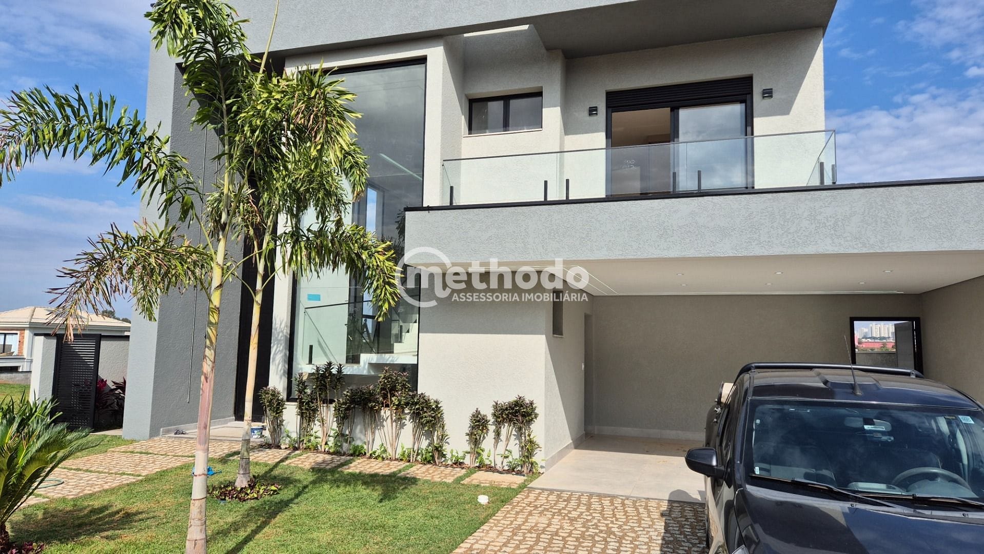 Casa, 4 quartos, 358 m² - Foto 1