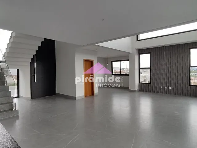 Casa com 600m² 4 quartos e 5 banheiros, à venda, no bairro Urbanova em São José dos Campos