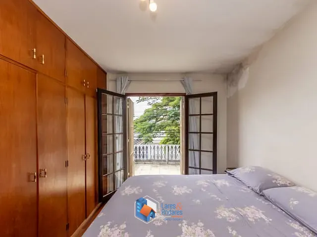 Casa com 180m² 3 quartos e 3 banheiros, à venda, no bairro Vila Marari em São Paulo