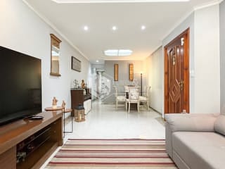 Foto do Casa-Casa tipo para venda em Jardim Textil com 4 quartos, sendo 1 suíte, 200m²