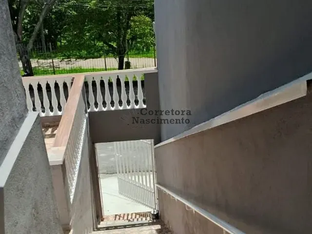 Casa com 175m² 2 quartos e 1 banheiro, à venda, no bairro Parque Santo Antonio em Jacareí