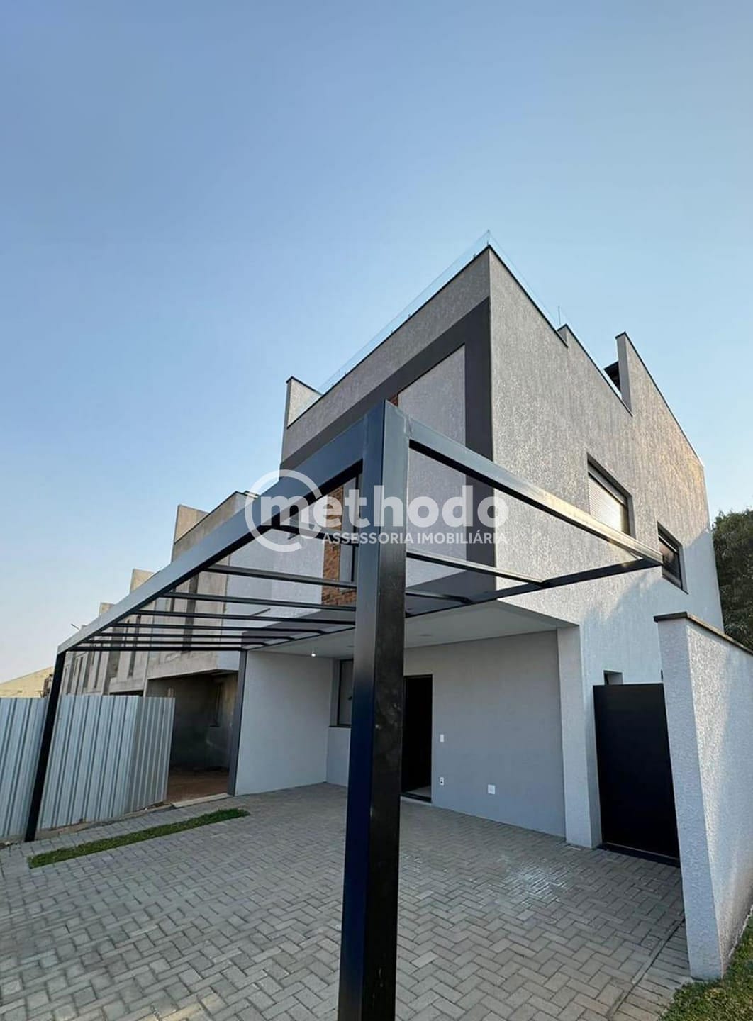 Casa, 3 quartos, 232 m² - Foto 1