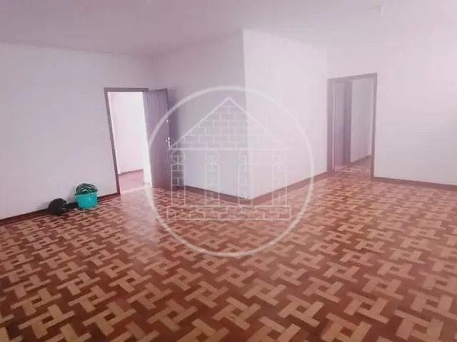 Casa com 222m² 3 quartos e 4 banheiros, para alugar, no bairro Santo Amaro em São Paulo