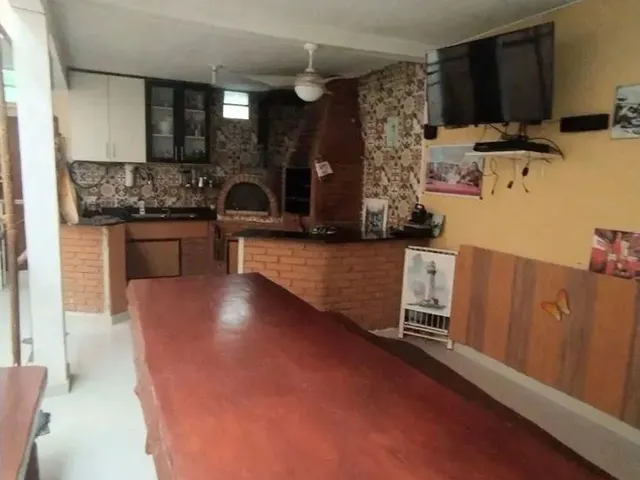Casa com 253m² 4 quartos e 3 banheiros, à venda, no bairro Conjunto Residencial Vale dos Pinheiros em São José Dos Campos