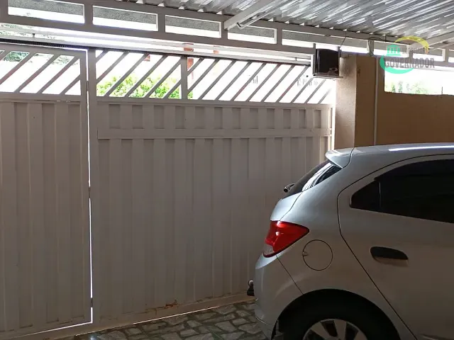 Casa com 200m² 2 quartos e 2 banheiros, à venda, no bairro Jardim Maria Helena em Campinas