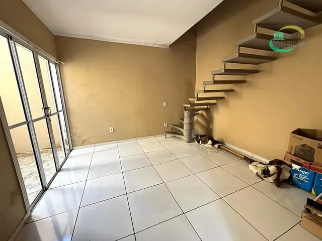 Casa 2 quartos e 1 banheiro, para alugar, no bairro Parque São Paulo em Campinas