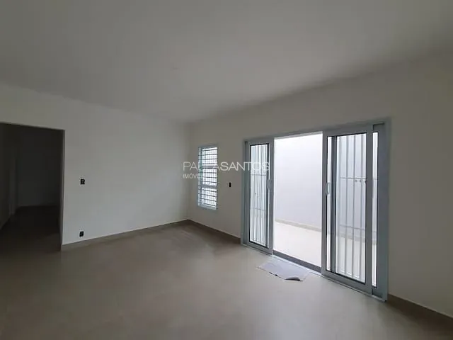Casa com 273m², à venda ou para alugar, no bairro Vila Trujillo em Sorocaba