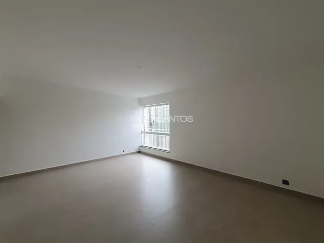 Casa com 273m², à venda ou para alugar, no bairro Vila Trujillo em Sorocaba
