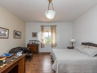 Foto do Casa-Casa tipo para venda em Pacaembu com 3 quartos, 379m²