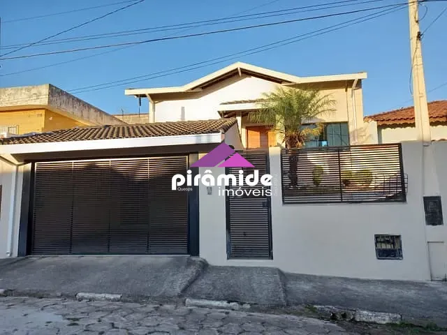 Casa com 366m² 3 quartos e 2 banheiros, à venda, no bairro Jardim Prado em Santa Branca