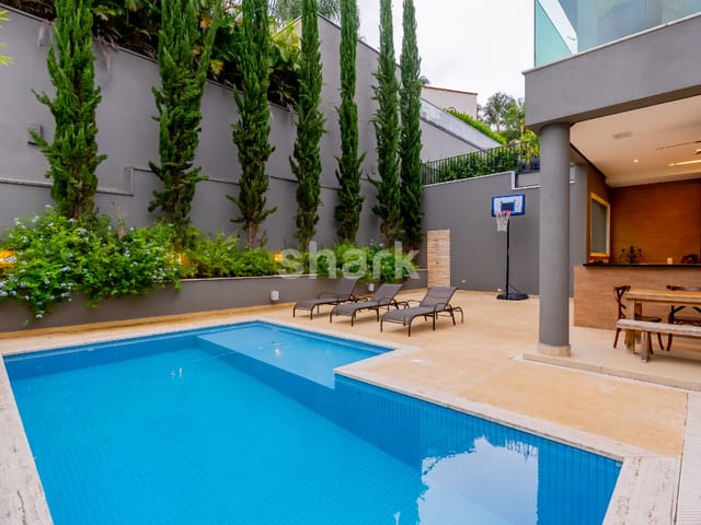 Casa com 525m² 4 quartos e 6 banheiros, à venda, no bairro Tamboré em Santana de Parnaíba