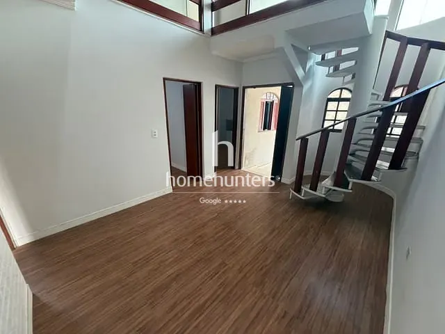 Casa com 250m² 3 quartos e 4 banheiros, à venda, no bairro Parque Gabriel em Hortolândia