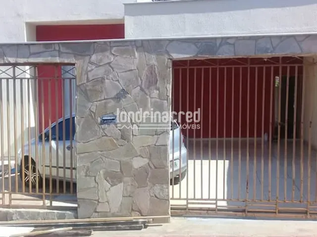 Casa com 200m², à venda, no bairro Jardim Planalto em Londrina