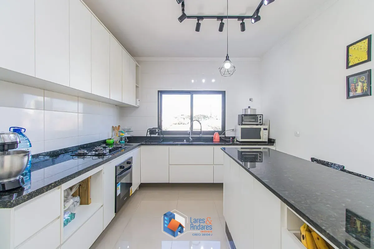 Casa, 3 quartos, 161 m² - Foto 2